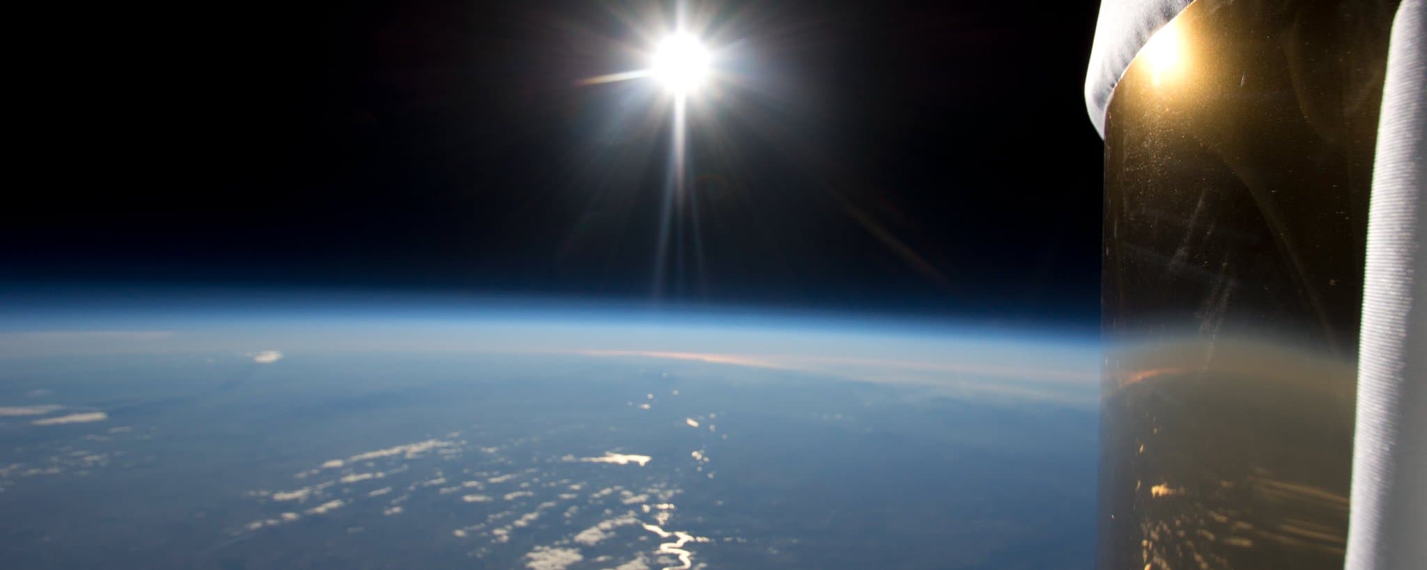 अपनी भाषा में 'Overview Effect' को आप क्या कहते हैं?