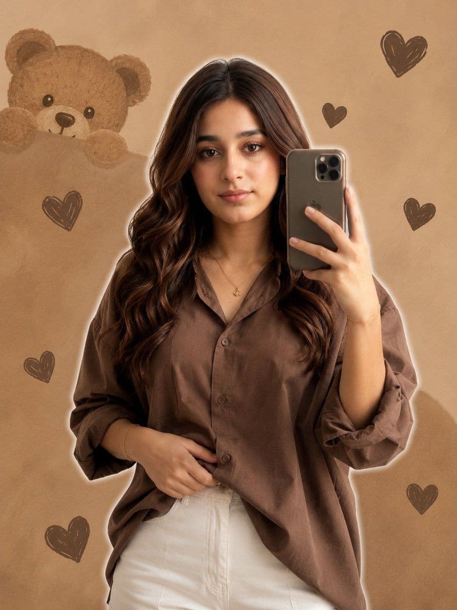 Realistic Girl Mirror Selfie