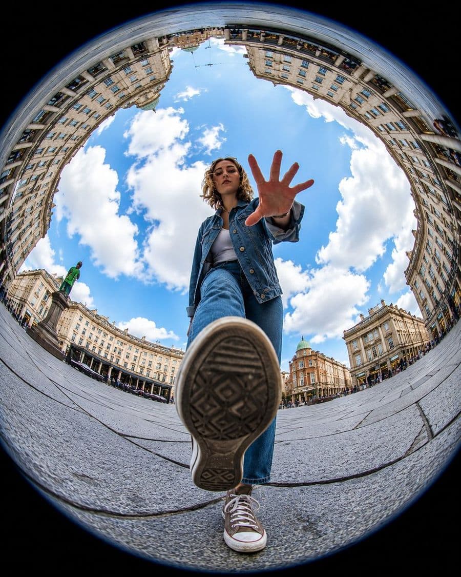 Nhiếp ảnh hành động góc siêu rộng (Fisheye) trong đô thị